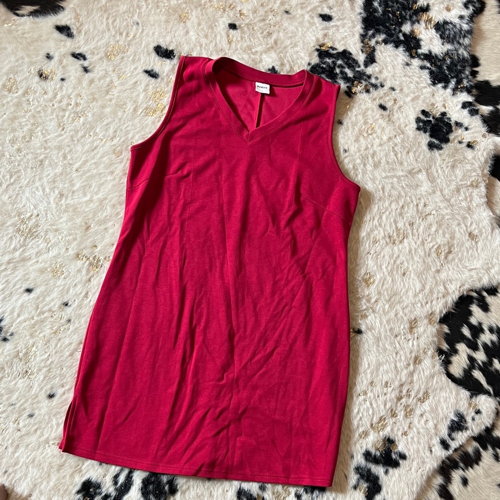 Sleeveless V-Neck Knit Tank Dress - Raspberry